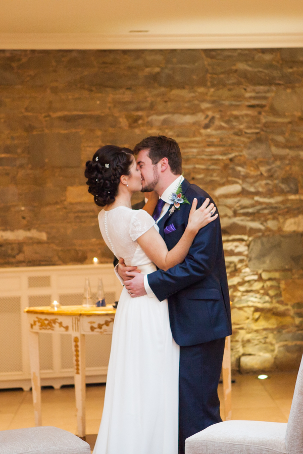 reportage wedding photographer saddleworth